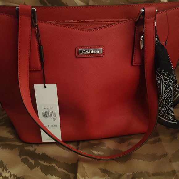 Calvin Klein Purse - Picture 8 of 15